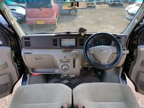 Daihatsu Atrai Wagon