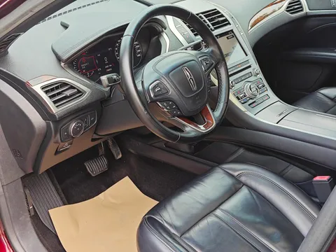 Lincoln MKZ