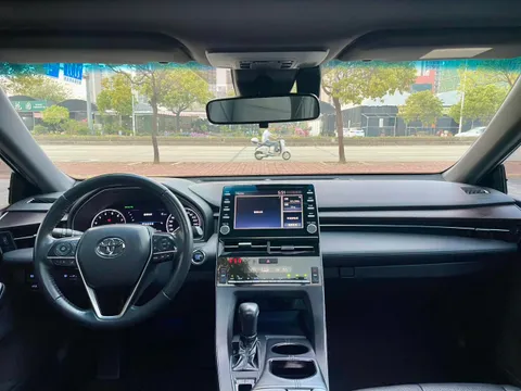 Toyota Avalon