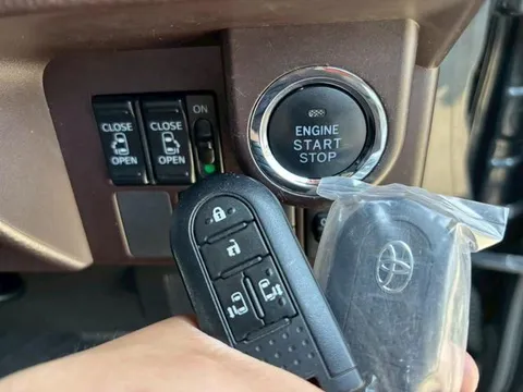 Toyota Tank