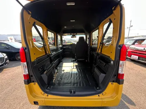 Honda N-VAN Plus Style