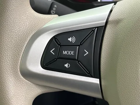 Daihatsu Mira Tocot