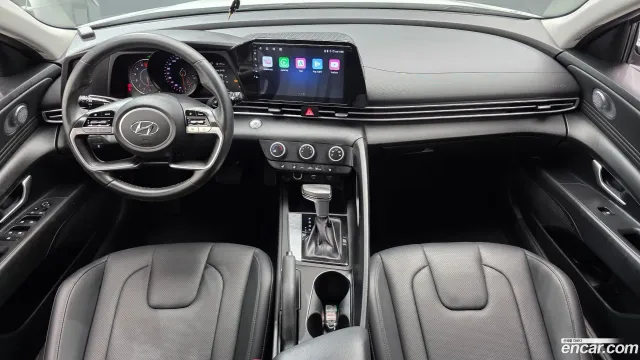 Hyundai Elantra (Avante)