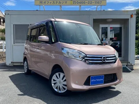 Nissan Dayz Roox