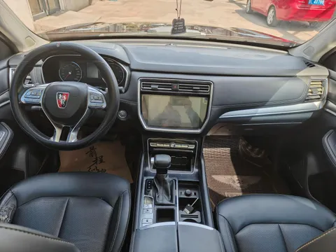 Roewe RX8