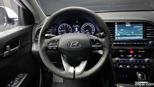 Hyundai Elantra (Avante)