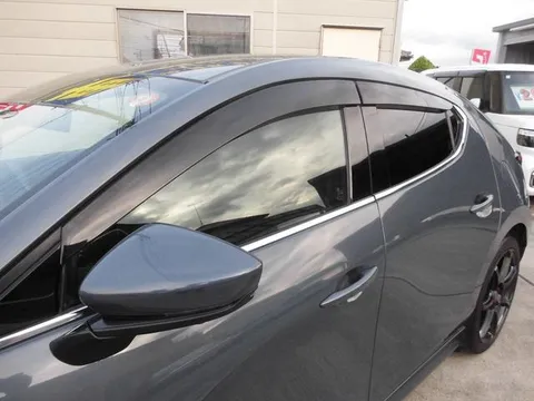 Mazda MAZDA3 Fastback