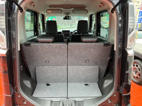 Suzuki Spacia Custom
