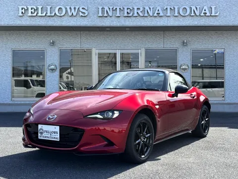 Mazda MX-5 (Roadster)