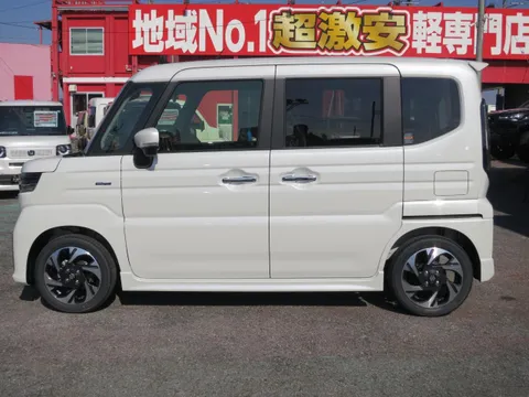 Suzuki Spacia Custom
