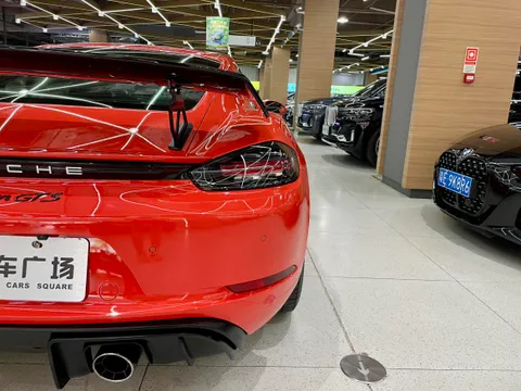 Porsche 718