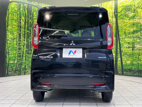 Mitsubishi eK Space