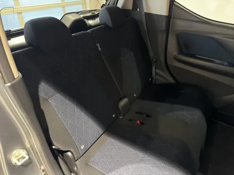 Mitsubishi eK X