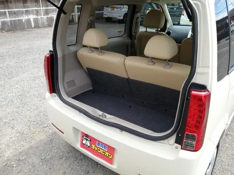Nissan Otti
