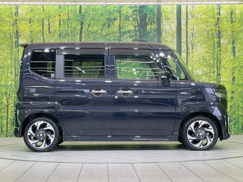 Suzuki Spacia Custom