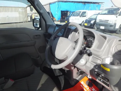 Nissan Clipper