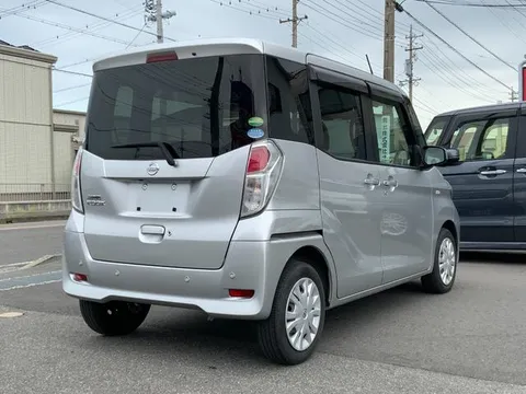 Nissan Dayz Roox