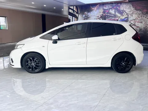Honda Jazz (Fit)