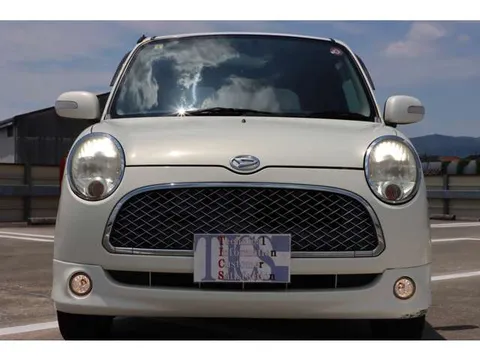 Daihatsu Mira Gino