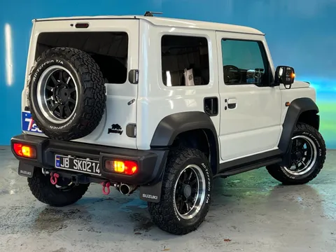 Suzuki Jimny Sierra