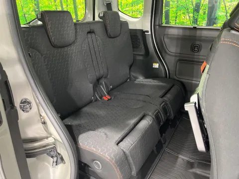 Suzuki Spacia Gear