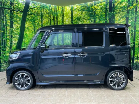 Suzuki Spacia Custom