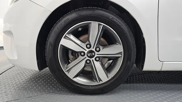 Kia Cerato (K3)