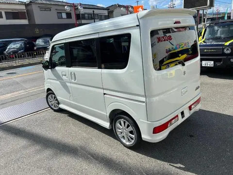 Suzuki Every Wagon
