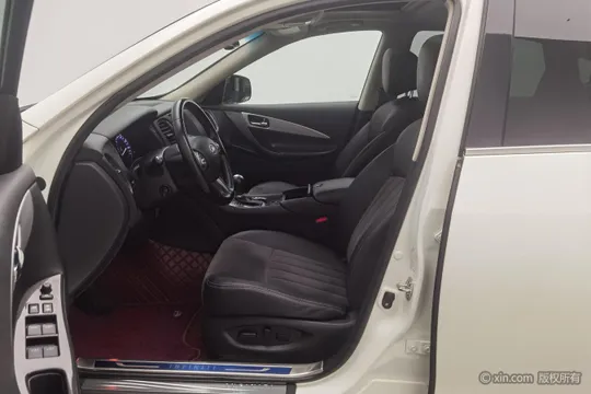 Infiniti QX50