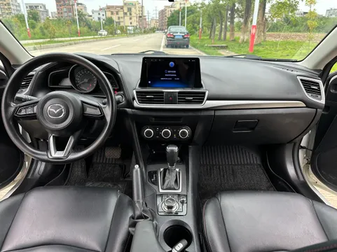 Mazda Mazda3