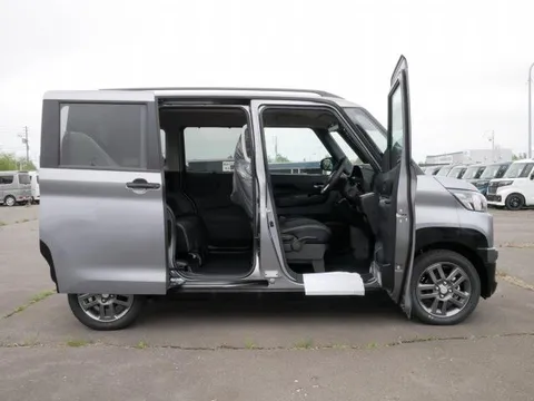 Mitsubishi Delica Mini