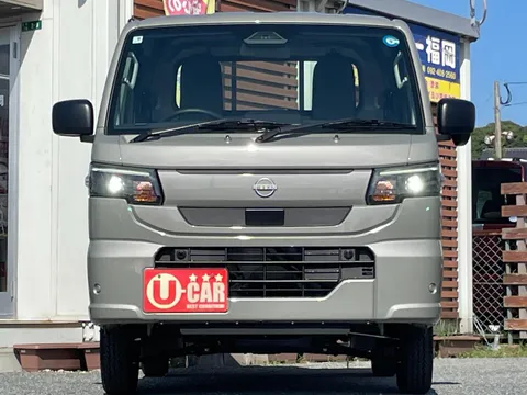 Nissan Clipper Truck