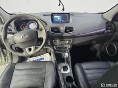 Renault SM3