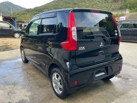Mitsubishi eK Wagon