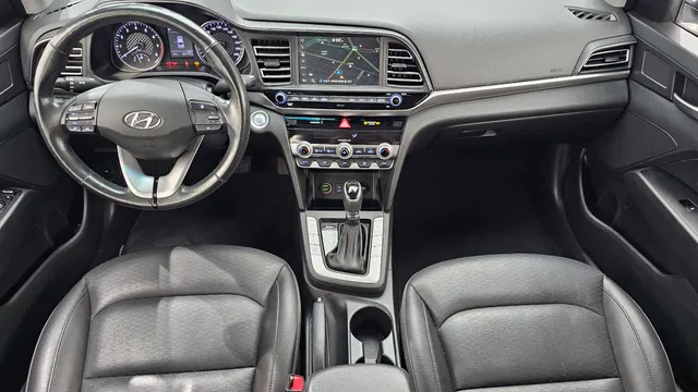 Hyundai Elantra (Avante)