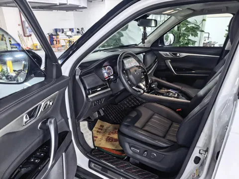 Changan CS95
