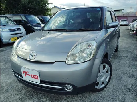 Mazda Verisa