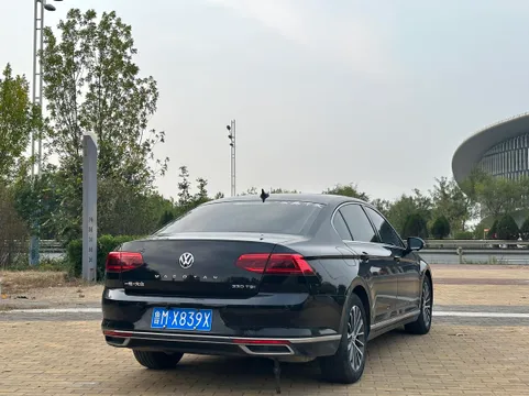 Volkswagen Magotan
