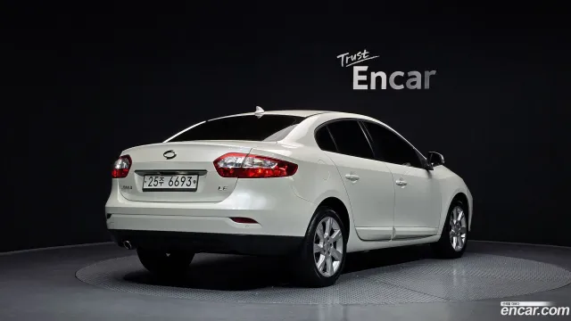 Renault SM3