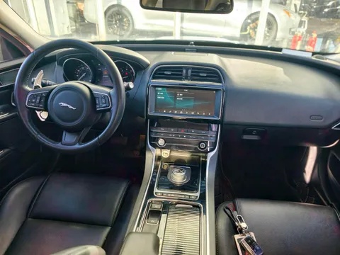 Jaguar XEL