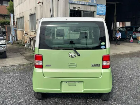 Daihatsu Move Conte