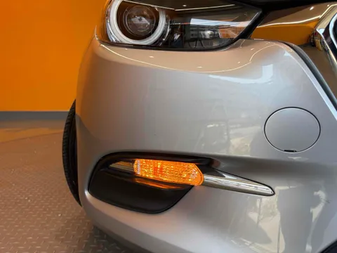 Mazda Axela Sport