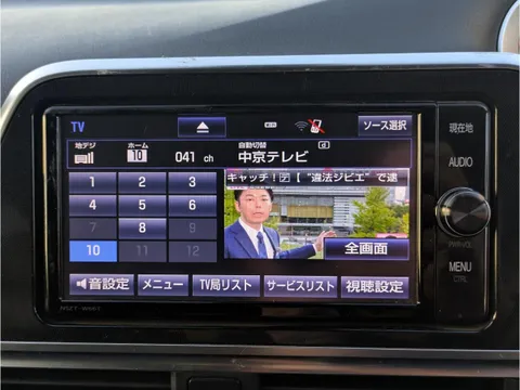 Toyota Sienta
