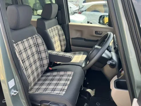 Honda N-BOX Joy