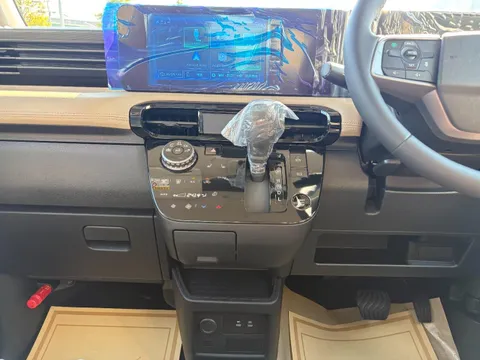 Mitsubishi Delica Mini
