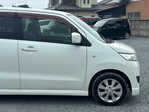 Suzuki Wagon R Stingray