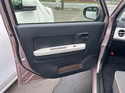 Daihatsu Mira Tocot