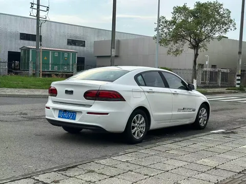 Qoros 3