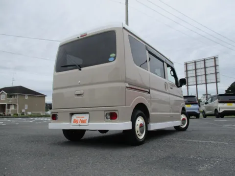 Nissan Clipper