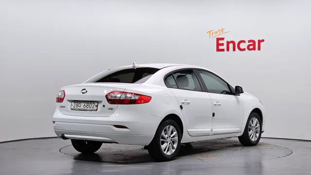 Renault SM3